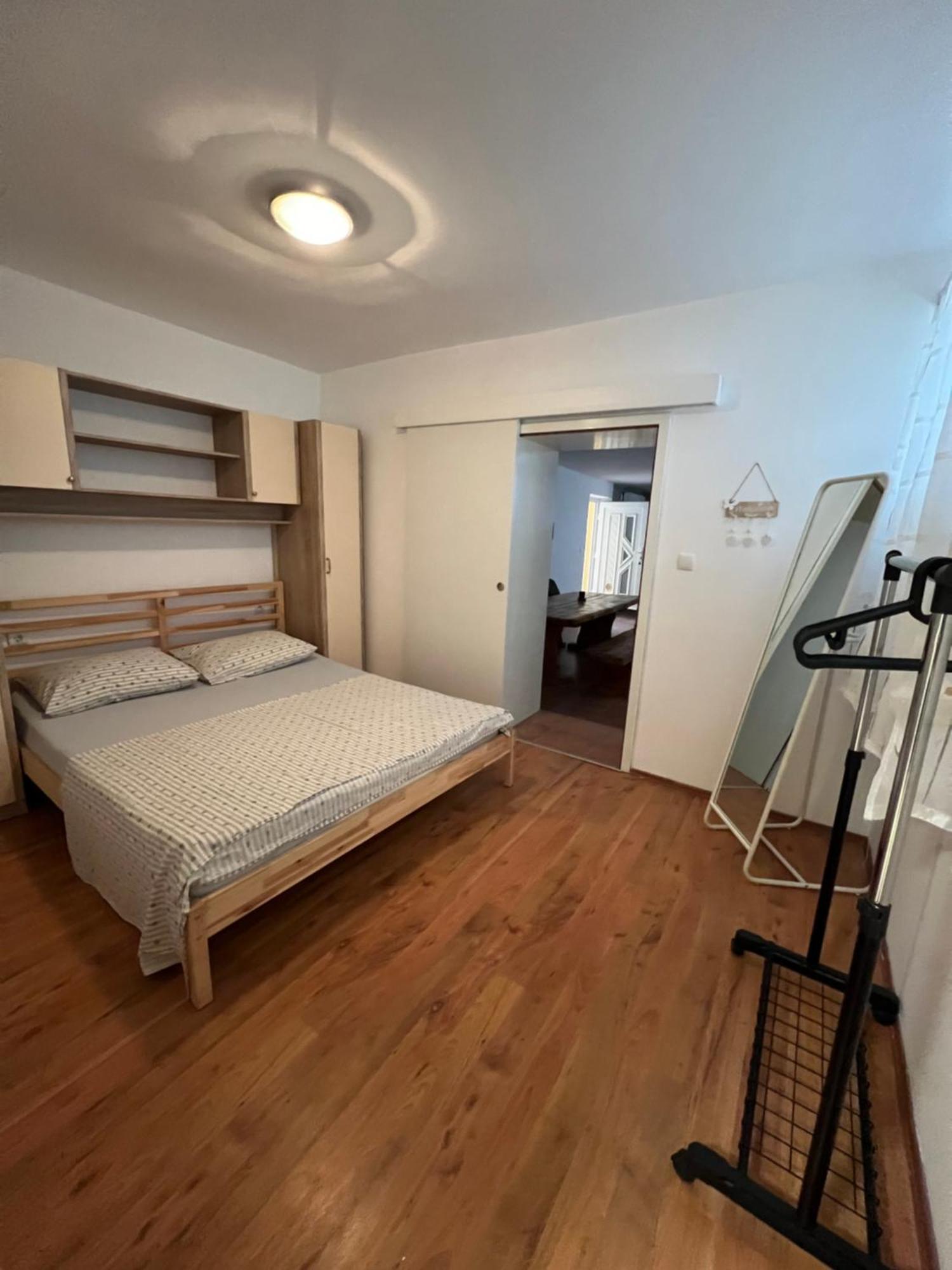 Apartmani Maksan Pakoštane Buitenkant foto