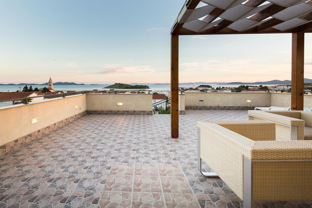 Apartmani Maksan Pakoštane Buitenkant foto