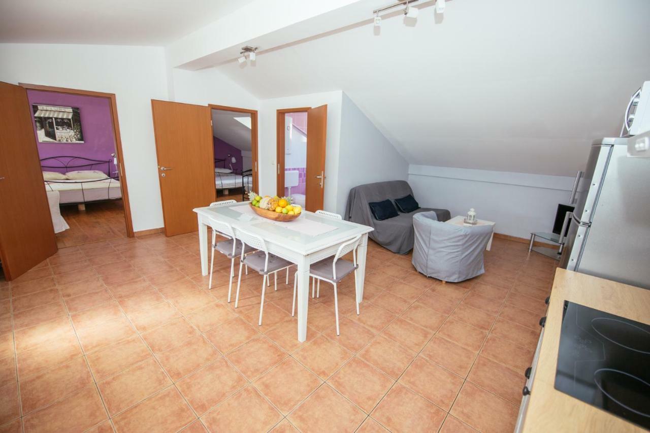 Apartmani Maksan Pakoštane Buitenkant foto
