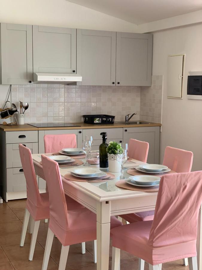 Apartmani Maksan Pakoštane Buitenkant foto