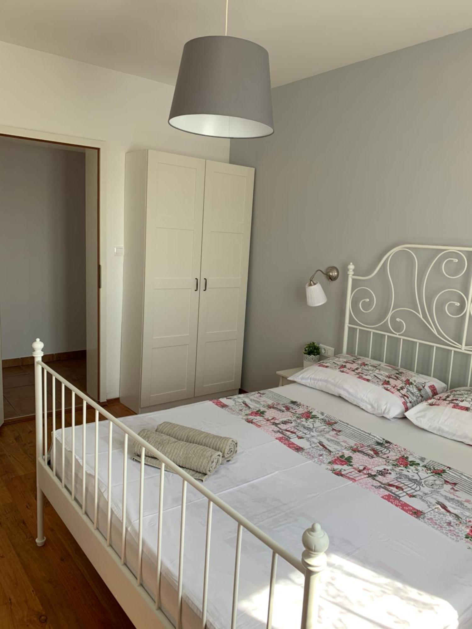 Apartmani Maksan Pakoštane Buitenkant foto